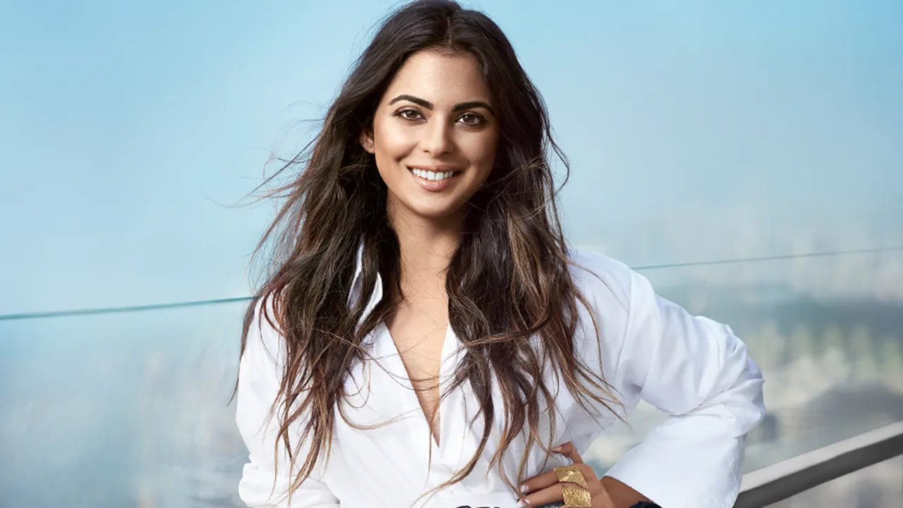 Isha Ambani | Age, Husband, Net Worth, Education & Biography