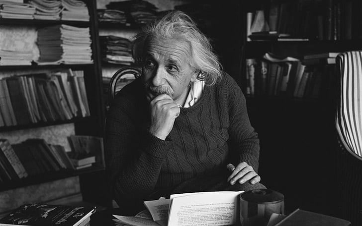 Albert Einstein Biography, Education, Discoveries