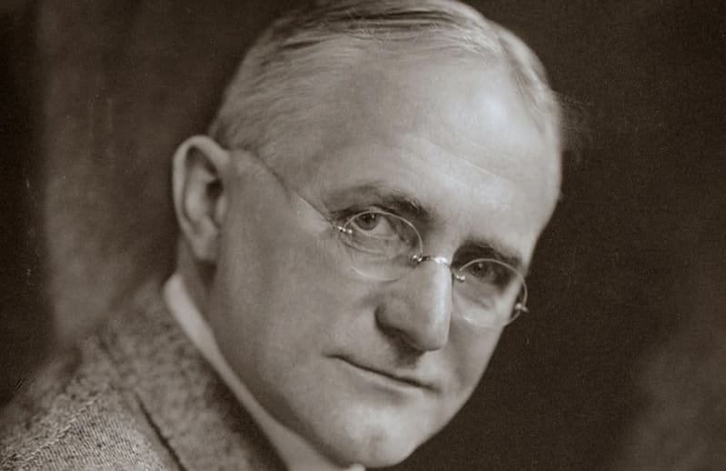 George Eastman: A Pioneering Entrepreneur and Inventor in Photography