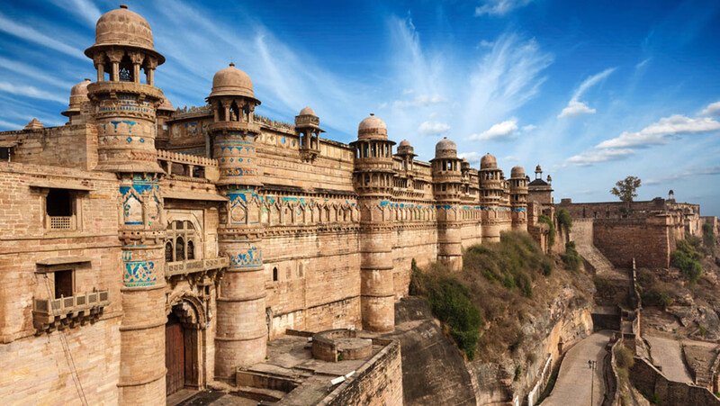  Top 10 historical  palce in India