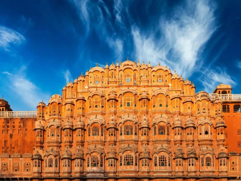 Hawa Mahal, Jaipur, Rajput architecture, cultural identity, royal legacy, tourism industry, significance.